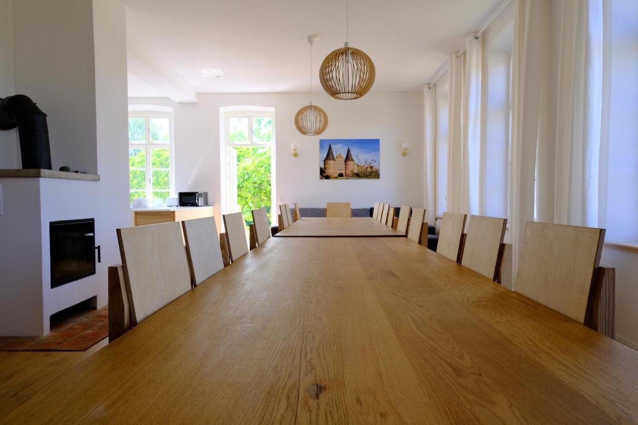 Gutshaus Fewo Luebeck Dassow Extérieur photo